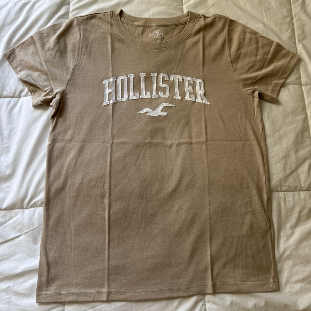 Hollister Beige Crew Neck Tee